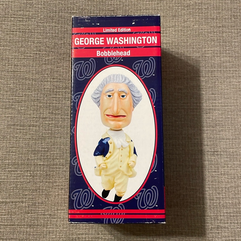 Washington Nationals 2007 Racing Presidents George Washington Bobblehead